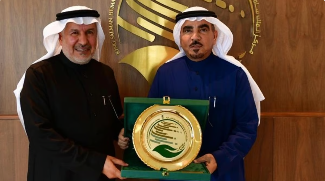 Add Image Description